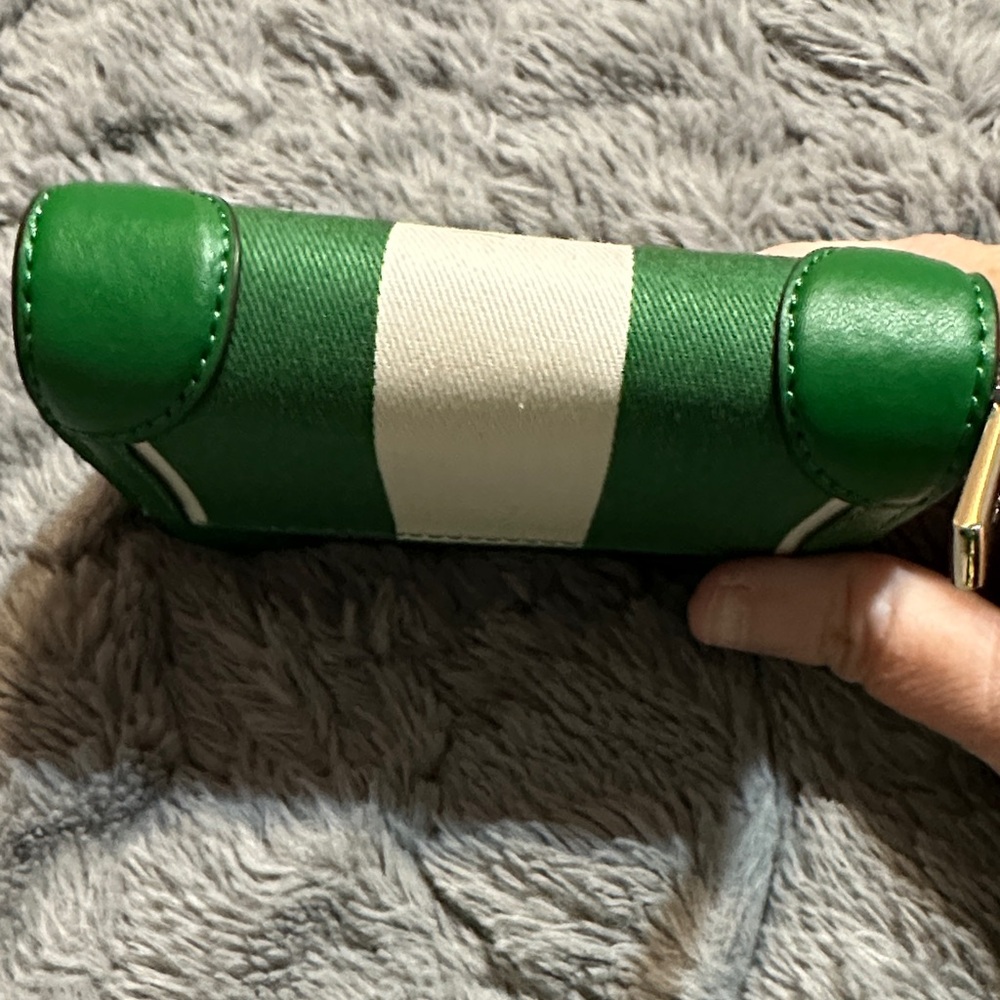 Kate Spade Green and White Wallet - Picture 5 of 7
